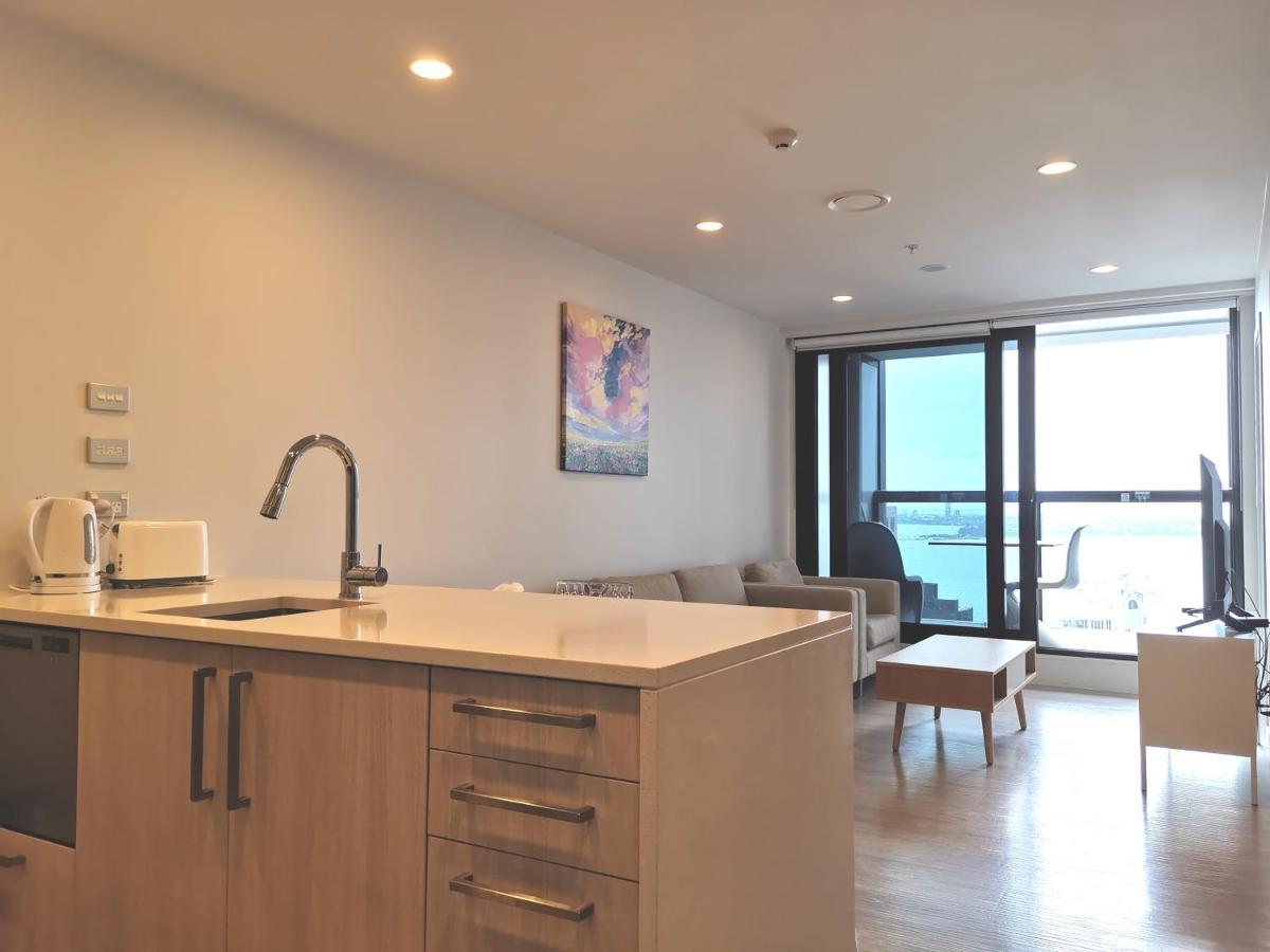 Modern 2 Bedroom Apartment 1 Minute To Skytower 오클랜드 외부 사진