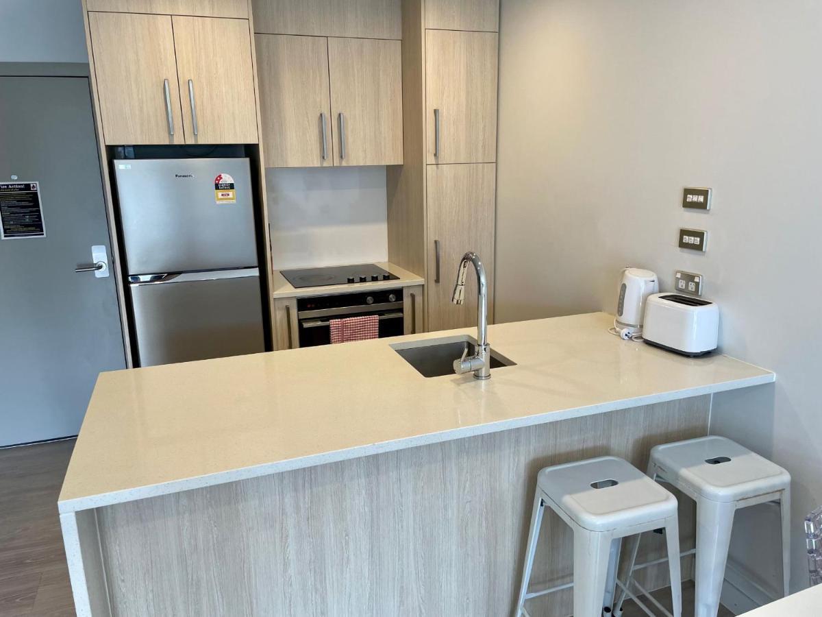 Modern 2 Bedroom Apartment 1 Minute To Skytower 오클랜드 외부 사진